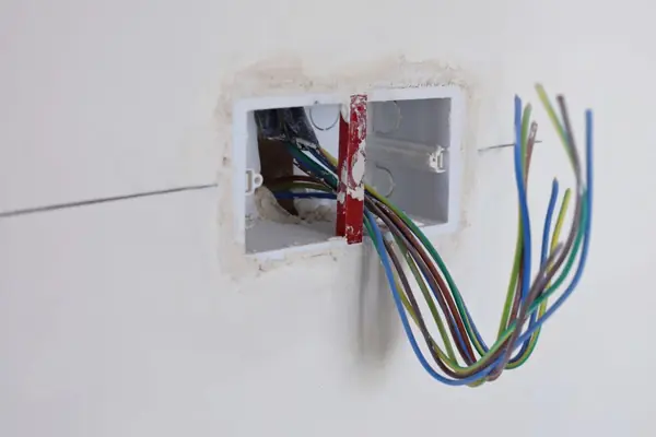 Wymiana instalacji elektrycznej Warszawa